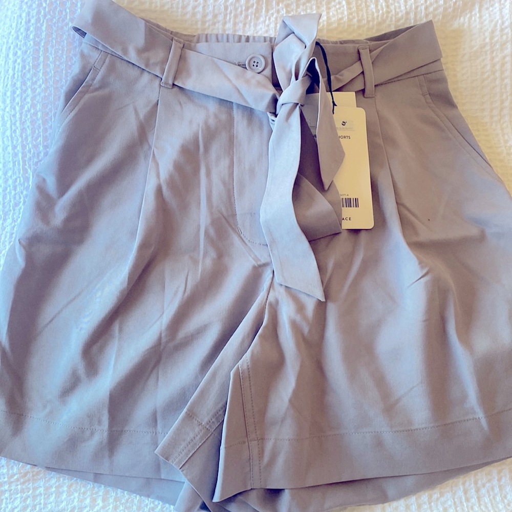 Kit & Ave Sublime Tie Shorts in mineral
